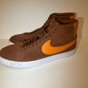 Nike SB Blazer Mid Shoes Size 12